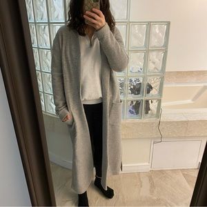 Medium - Babaton 100% merino wool long coat
